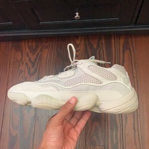 Yeezy 500 bone